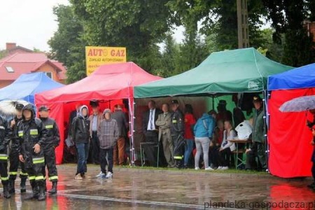 Plandeka HDPE 160 g na namiot handlowy 2x3m.