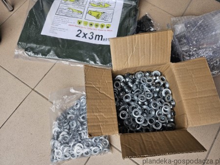 Akcesoria do mocowania plandek PE na namiot handłowy