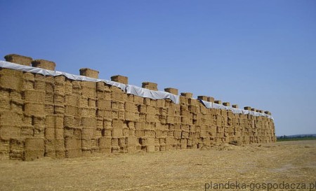 Duża plandeka mocna do nakrycia na siano